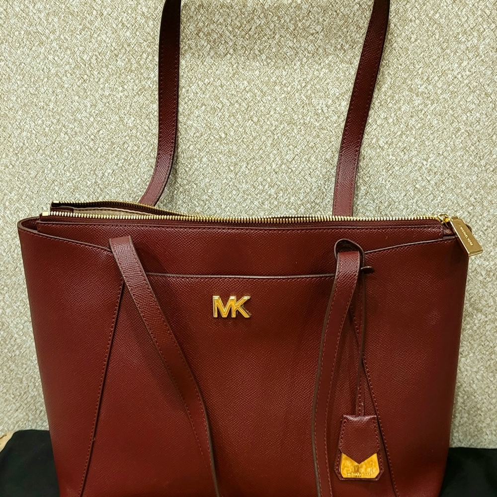 Michael Kors Maddie Leather Tote